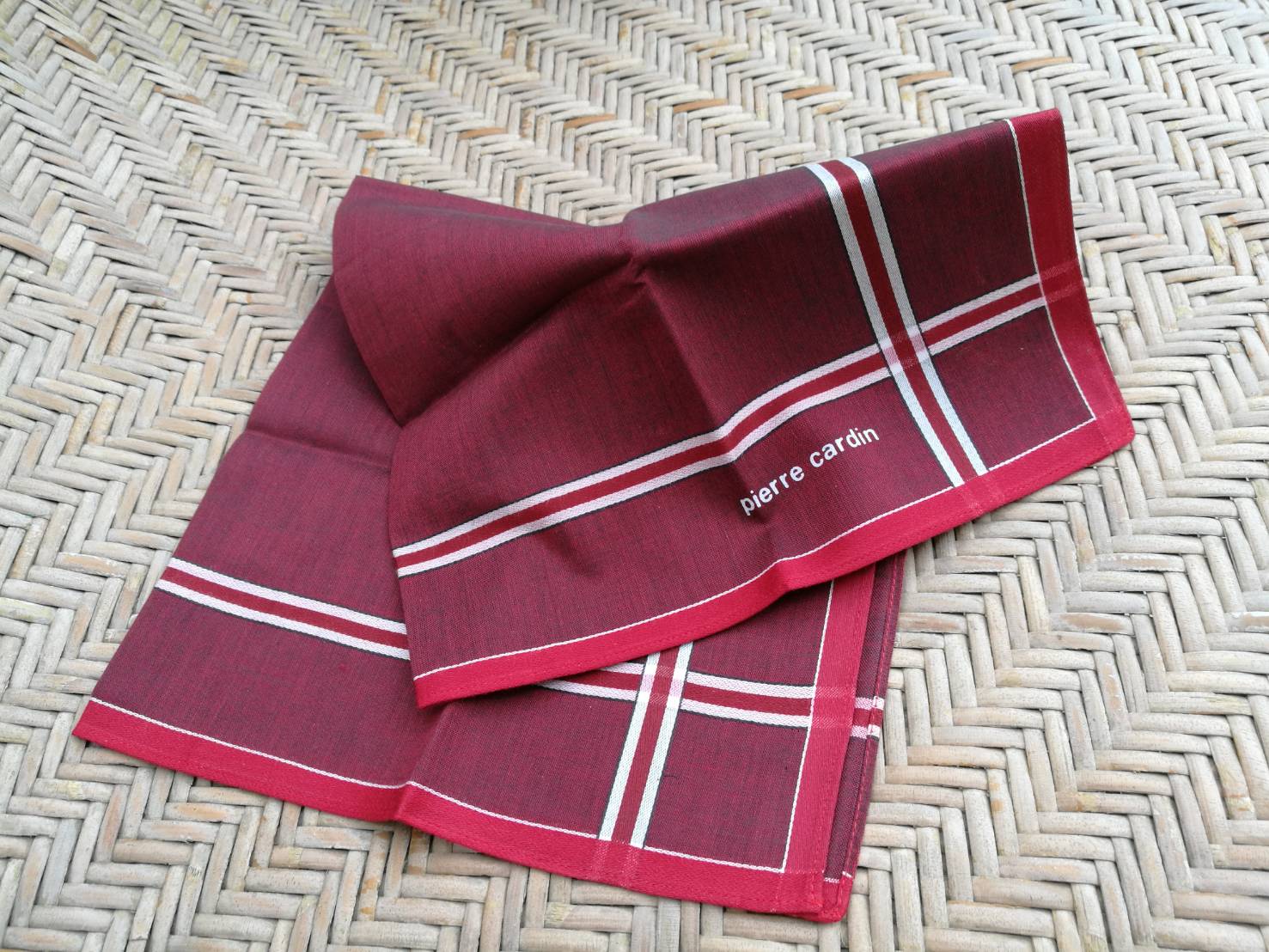 ผ้าเช็ดหน้าชาย pierre cardin