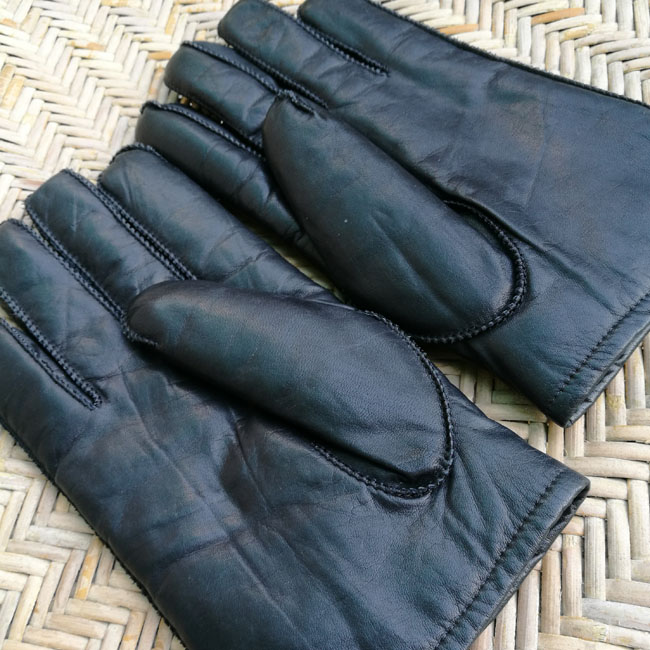ถุงมือชาย หนังแท้บุขน อุ่นติดลบ