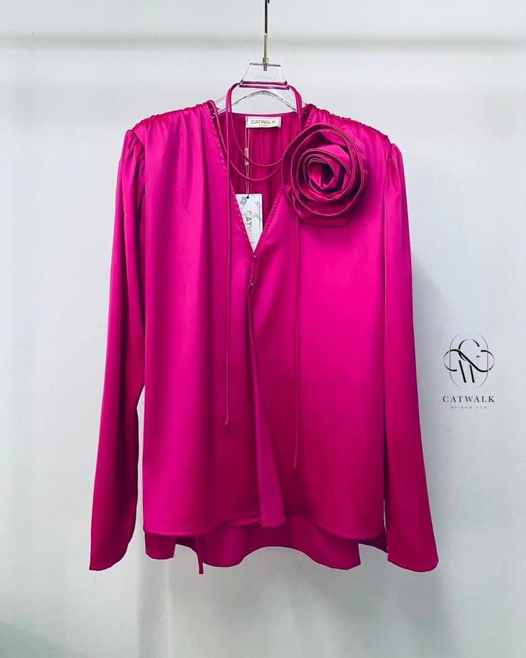 เสื้อผ้าซาตินป้ายหน้า+เข็มกลัดดอกกุหลาบ เนื้อผ้าซาตินเกรดเอ ใส่สบาย : สินค้าคุณภาพ (พร้อมส่ง)