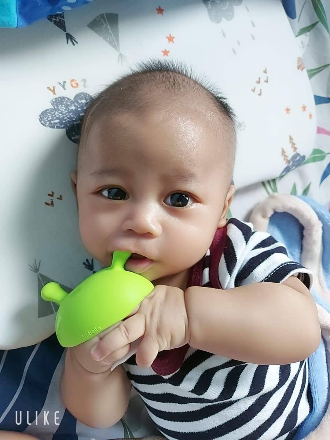 (15050) ยางกัดเห็ด Mombella Mushroom Soothing Teether-Pink ยางกัดสุดฮิตในอังกฤษ(สีชมพู)
