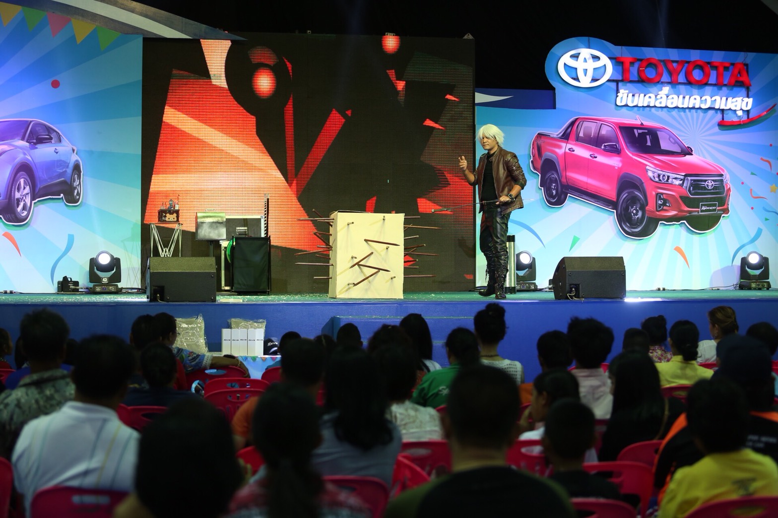 มายากล นักมายากล การแสดง โชว์ Magic Show งาน TOYOTA BIG DAY" 14/02/2562