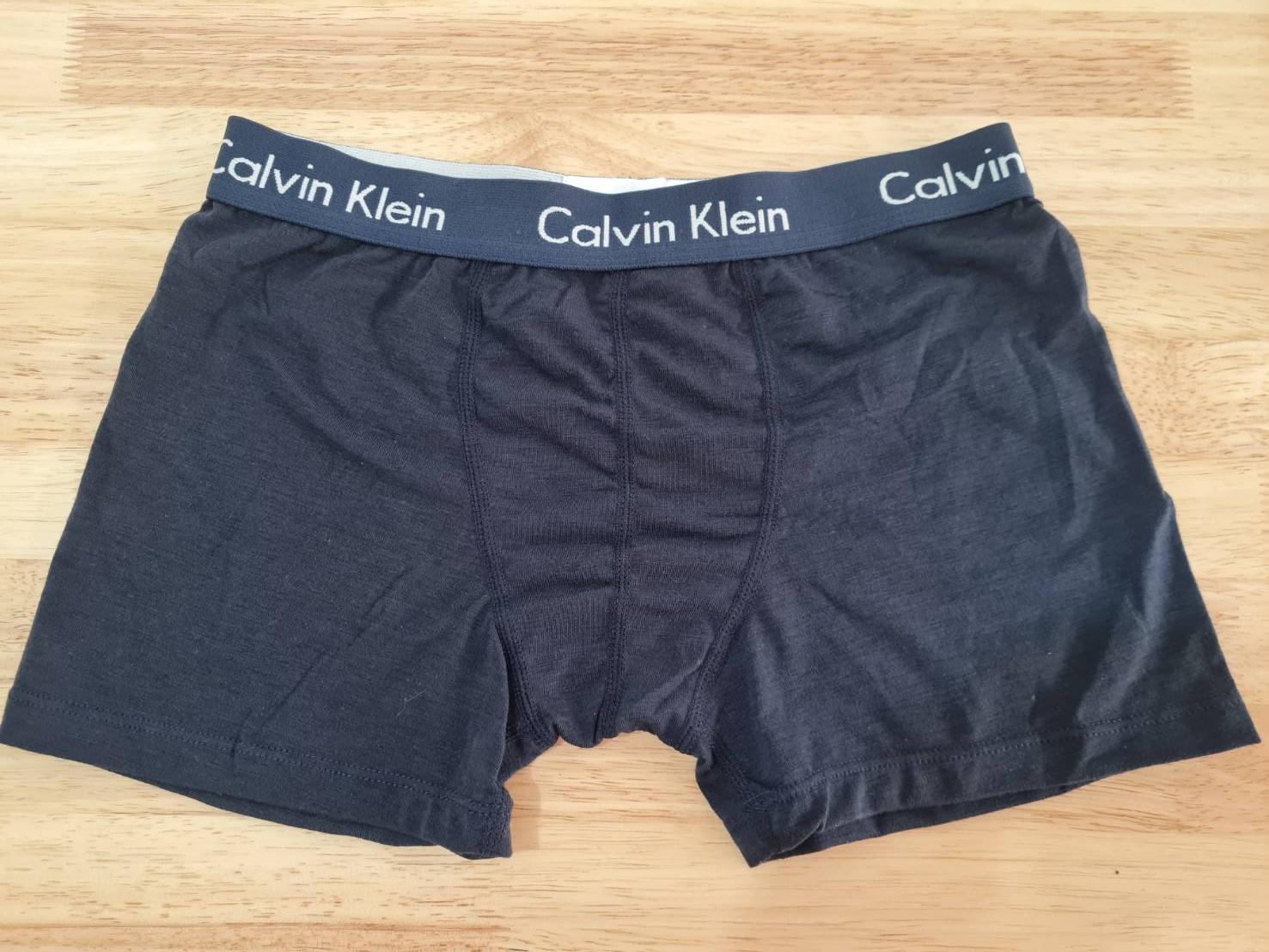 กางเกงในบ็อกเซอร์ Calvin Klein SzM (ของใหม่)
