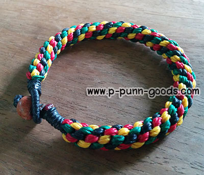 ข้อมือเชือกเทียนถัก