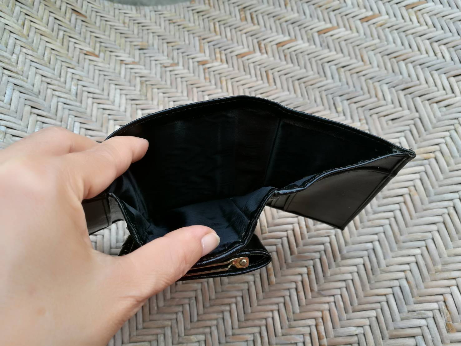 กระเป๋าสตางค์ใบสั้น สวยมากกกก จากญี่ปุ่น (ของใหม่)