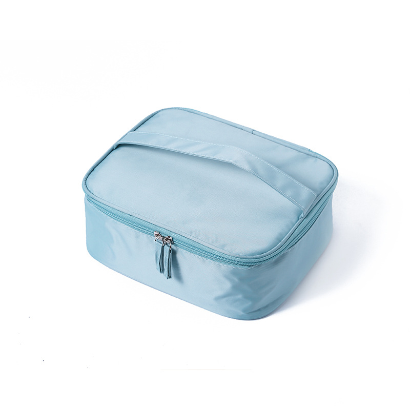 กระเป๋าอเนกประสงค์ กระเป๋าใส่เครื่องสำอาง ขนาดพกพาสะดวก ผลิตจากโพลีเอสเตอร์กันน้ำ (Portable Travel Makeup Cosmetic Bag Organizer Multifunction Case for Women)