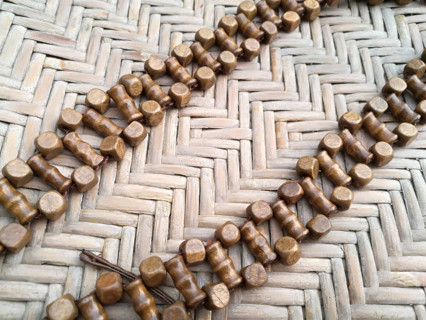 เข็มขัดลูกปัดไม้ สวยเก๋น่ารักมาก