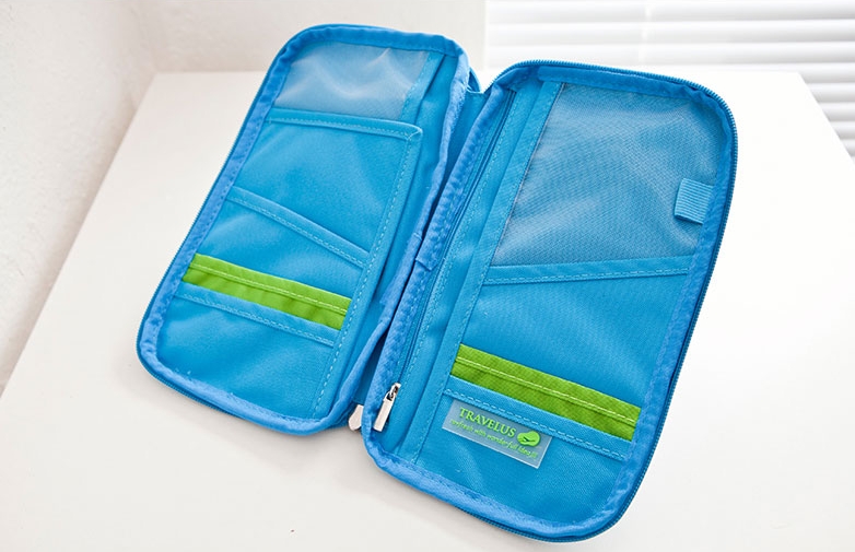 กระเป๋าใส่พาสปอร์ต กระเป๋าใส่หนังสือเดินทาง อเนกประสงค์ มีสายคล้องมือ ใส่เอกสารได้เยอะ พกพาสะดวก กันน้ำ คุณภาพดี