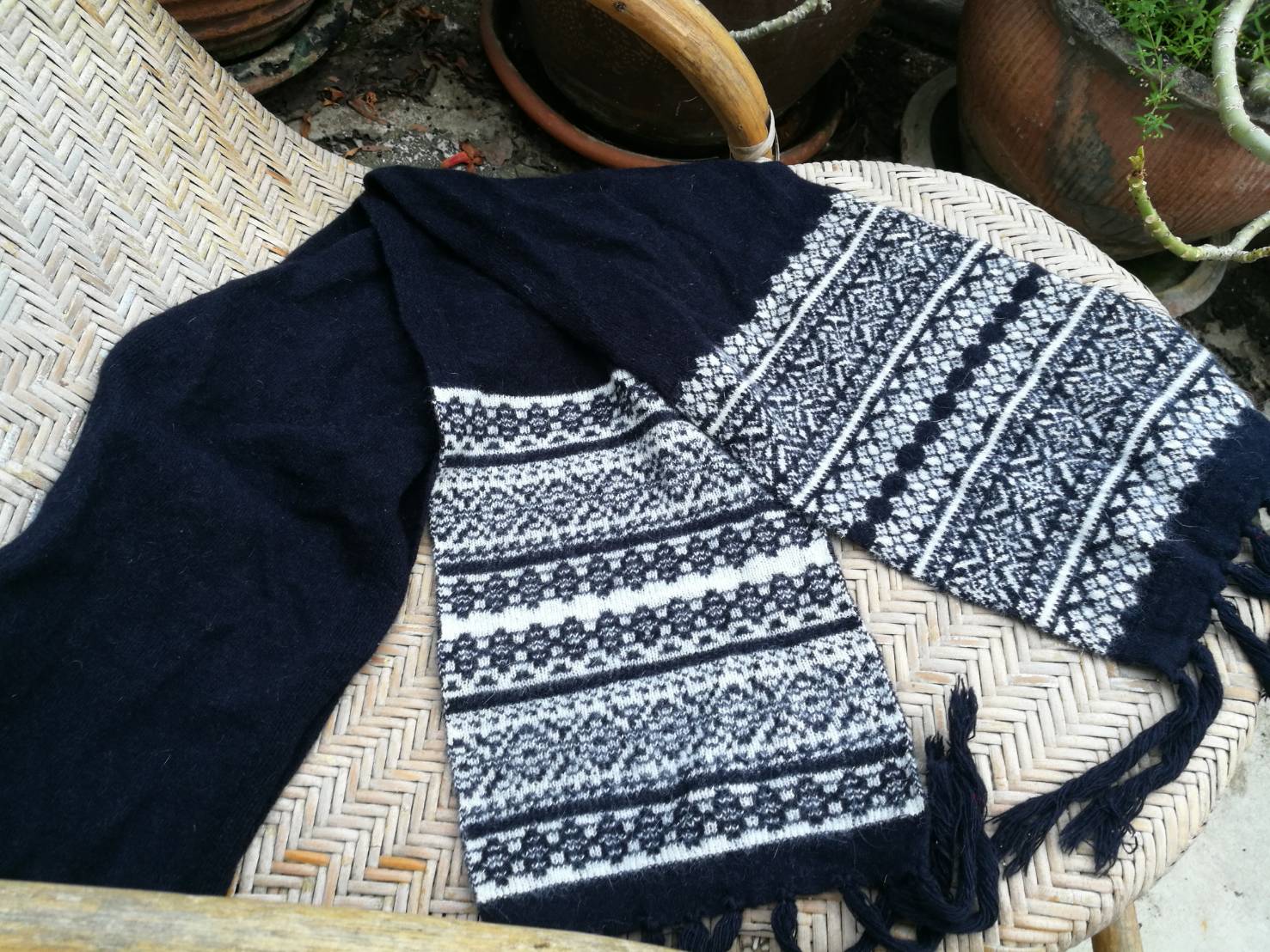 ผ้าพันคอขนกระต่ายแองโกร่า LAURA ASHLEY