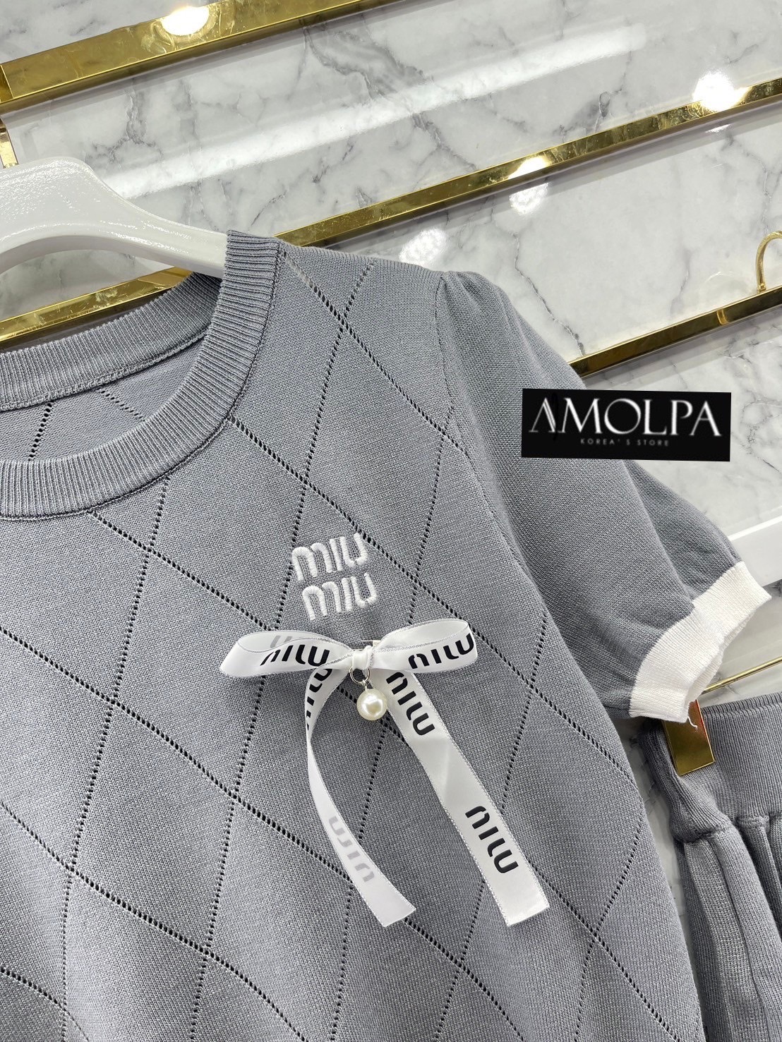 SET MIU MIU KNITT เสื้อแขนสั้น ไหมพรมสีสวย มาพร้อมกระโปรงจีบรอบ จัดดด่วน งานสวย สินค้าคุณภาพ (พร้อมส่ง)