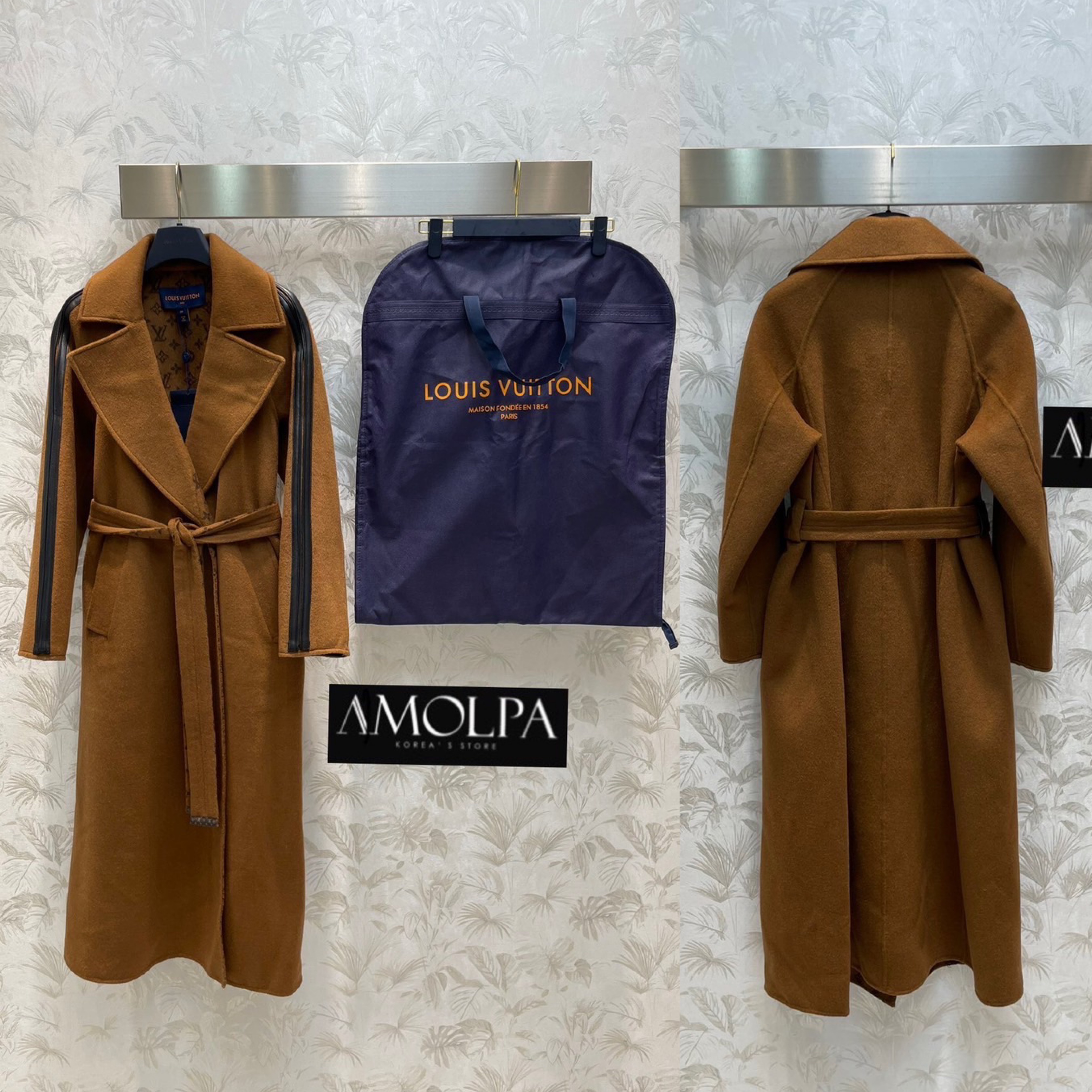 เสื้อโค้ชตัวยาว งานแบรนด์ เป็นเสื้อคลุม ด้านในเป็นตัวลาย Signature มาพร้อมเข็มขัดเข้าเซทกัน ใส่ ดู หรูหรา ไฮโซมาก : สินค้าคุณภาพ (พร้อมส่ง)