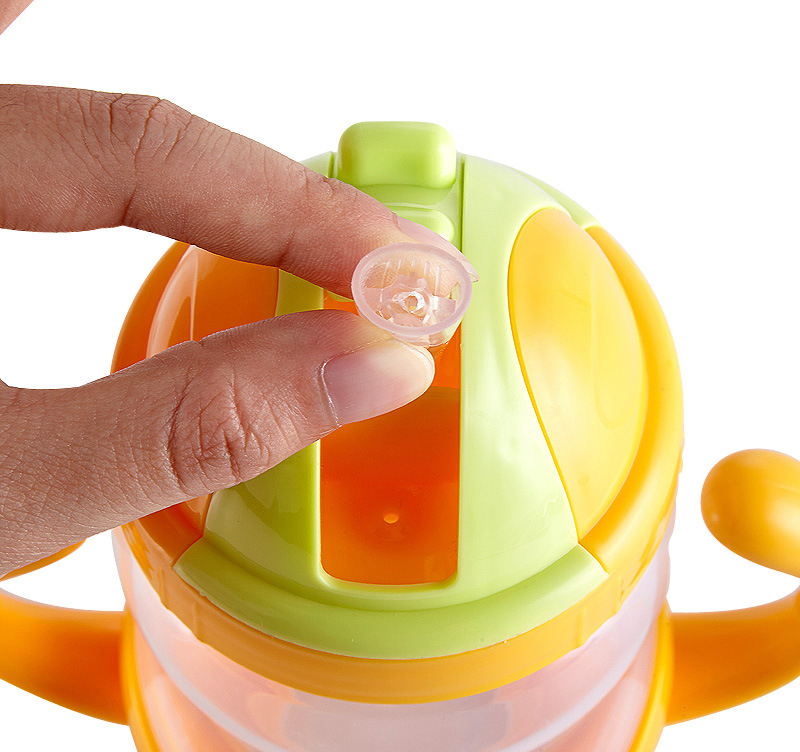 ถ้วยหัดดื่ม NanaBaby ขวดดูดน้ำเด็ก หลอดดูดมีลิ้นกันสำลัก BPA-Free (6 m+)