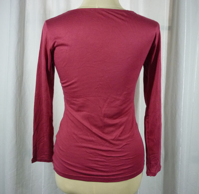 เสื้อฮีทเทคหญิง ชมพูอมแดง Uniqlo heattech Sz M