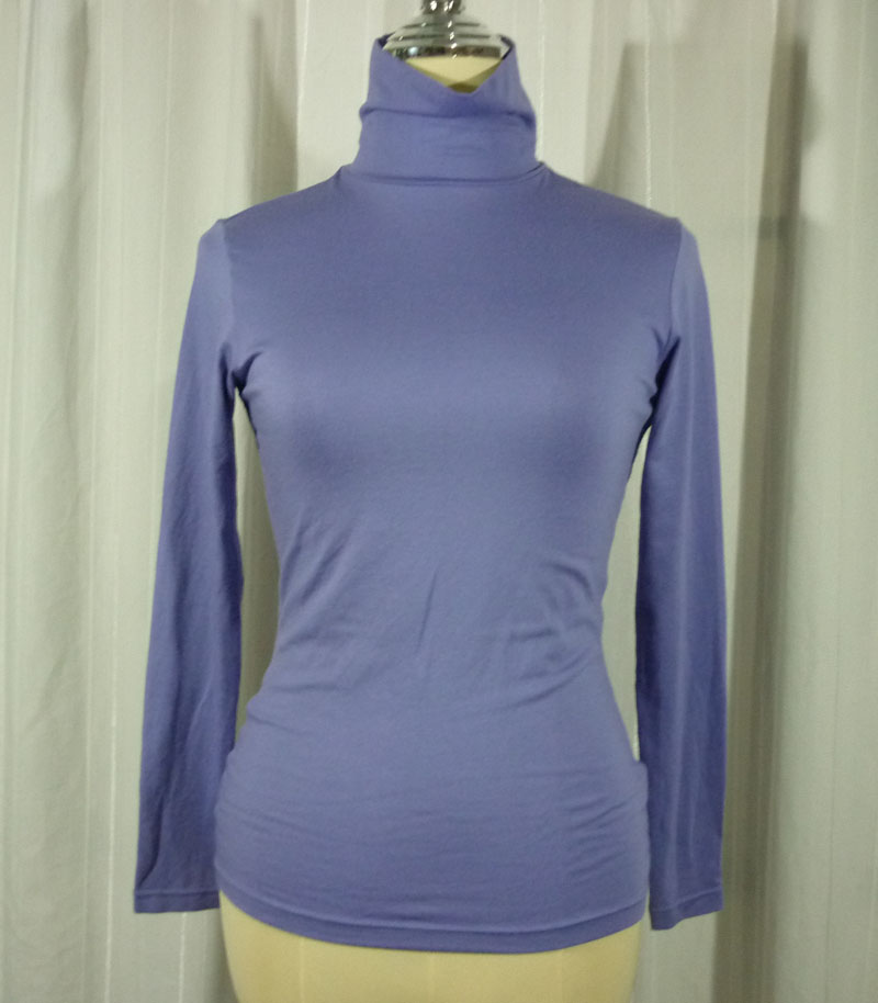 เสื้อฮีทเทคหญิง สีม่วง Uniqlo Heattech SzM