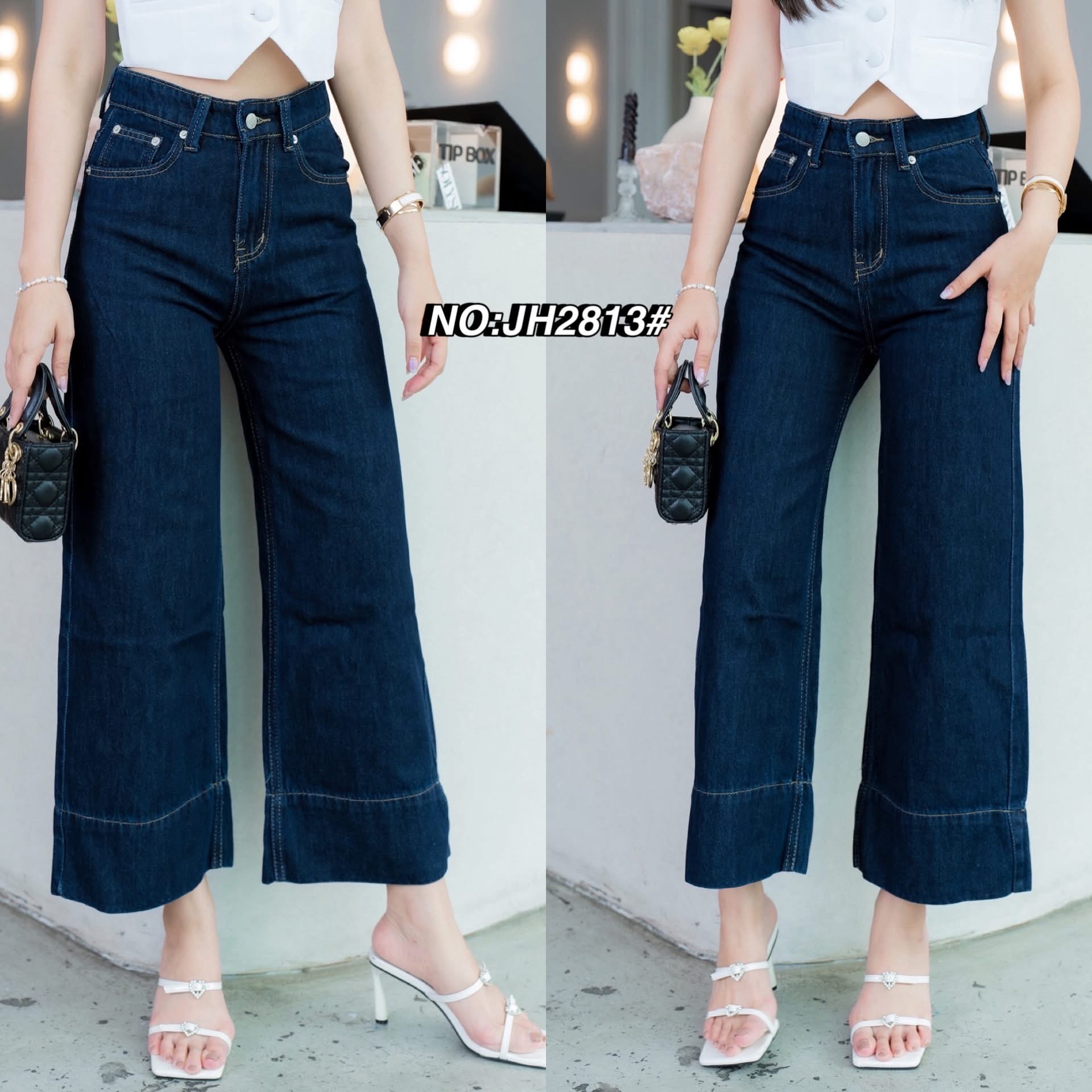 กางเกงยีนส์ขา8ส่วน ทรงมาใหม่คะ ทรงนี้ปีนี้มาแรงมากค่ะ ทรงเรียบๆ ปลายขาเย็บ ปลายขากว้าง เก๋มากๆ เอวสูง ใส่ดูเพรียวมาก（ผ้าไม่ยืด) ใส่สบาย : สินค้าคุณภาพ (พร้อมส่ง)