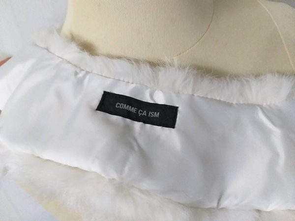 ผ้าพันคอเฟอร์แท้ แต่งโค้ท COMME CA ISM (ของใหม่)