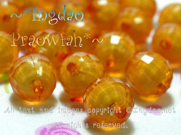 AW5005-or12 ลูกปัดทรงกลมตัดเหลี่ยม สอดใส้ลูกปัดกลมขาว ขนาด 12 มิล. สีเหลืองส้ม (10 ชิ้น)