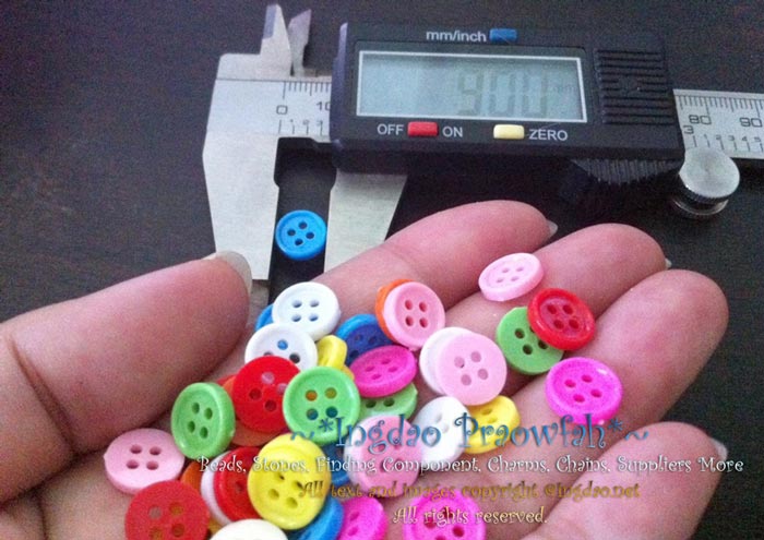 BT-7309mt กระดุมทรงกลม ด้านหลังเรียบ คละสี ขนาด 9 มิล. (บรรจุ 100 ชิ้น)
