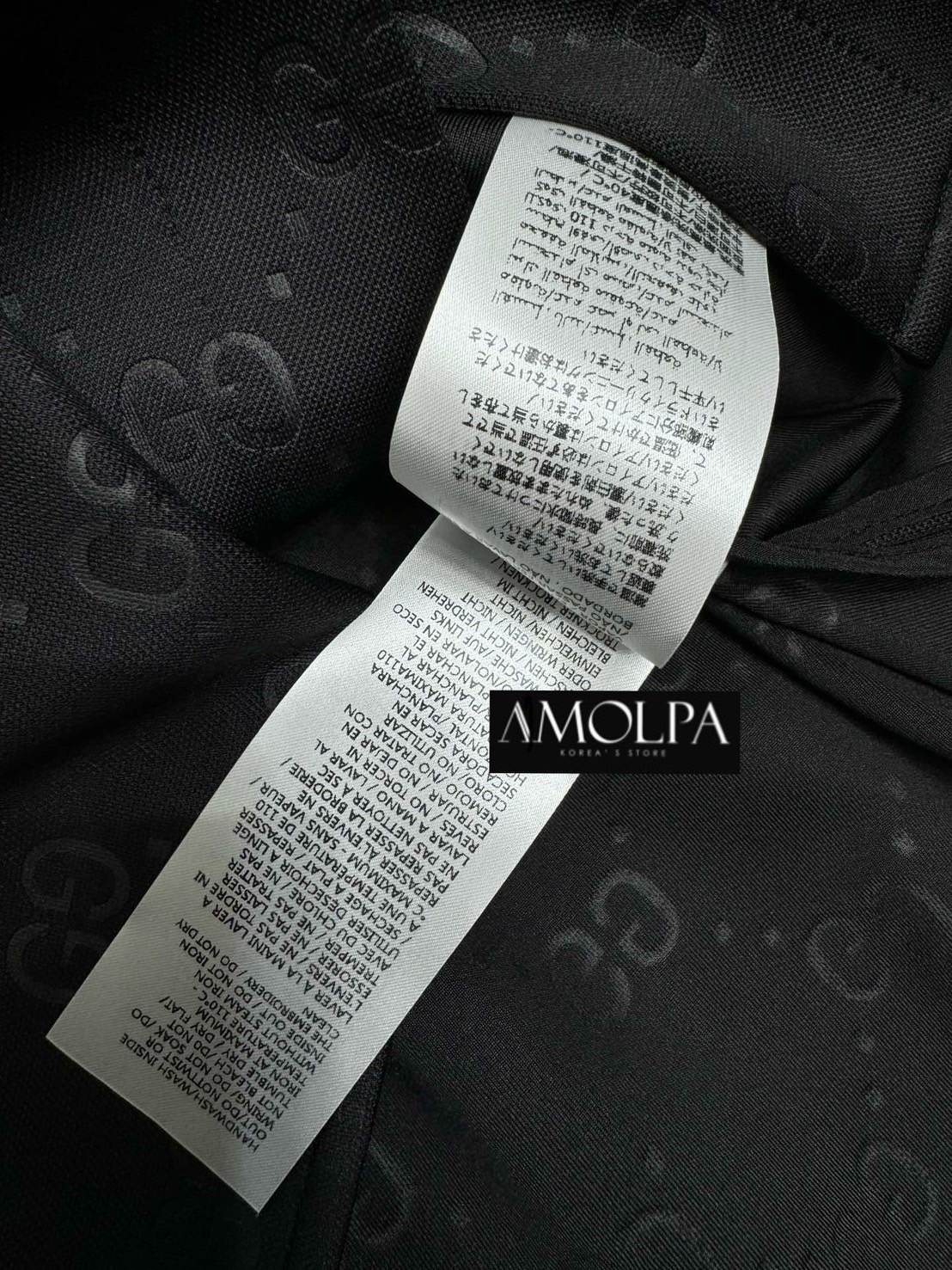 เสื้อเชิ้ต GG 3D งาน hiend ปั้มลาย GG ผ้าอย่างดี งานสวยยม๊ากก ลายใหม่ งานน่ารักมาก ผ้าใส่สบายมากกกก ห้ามพลาด ใส่สบายสุดๆ ใส่สบาย : สินค้าคุณภาพ (พร้อมส่ง)