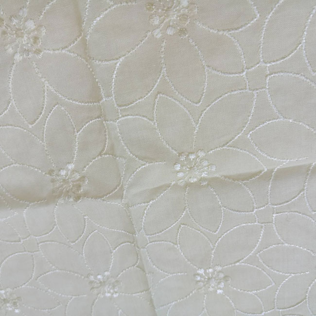 ผ้าเช็ดหน้าปักลูกไม้ สวยมาก สไตล์ไทยๆ บ้านเราเลยค่า