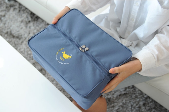 กระเป๋าใส่รองเท้ากันน้ำ อุปกรณ์ห้องน้ำ ผ้าขนหนู หรืออื่น ๆ ได้ตามต้องการ มี 4 สี 4 ลาย ให้เลือก