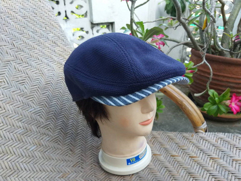 หมวกติงลี่ หมวกแฟลตแค็ป สวยมากๆ ใบนี้ 59ซม.