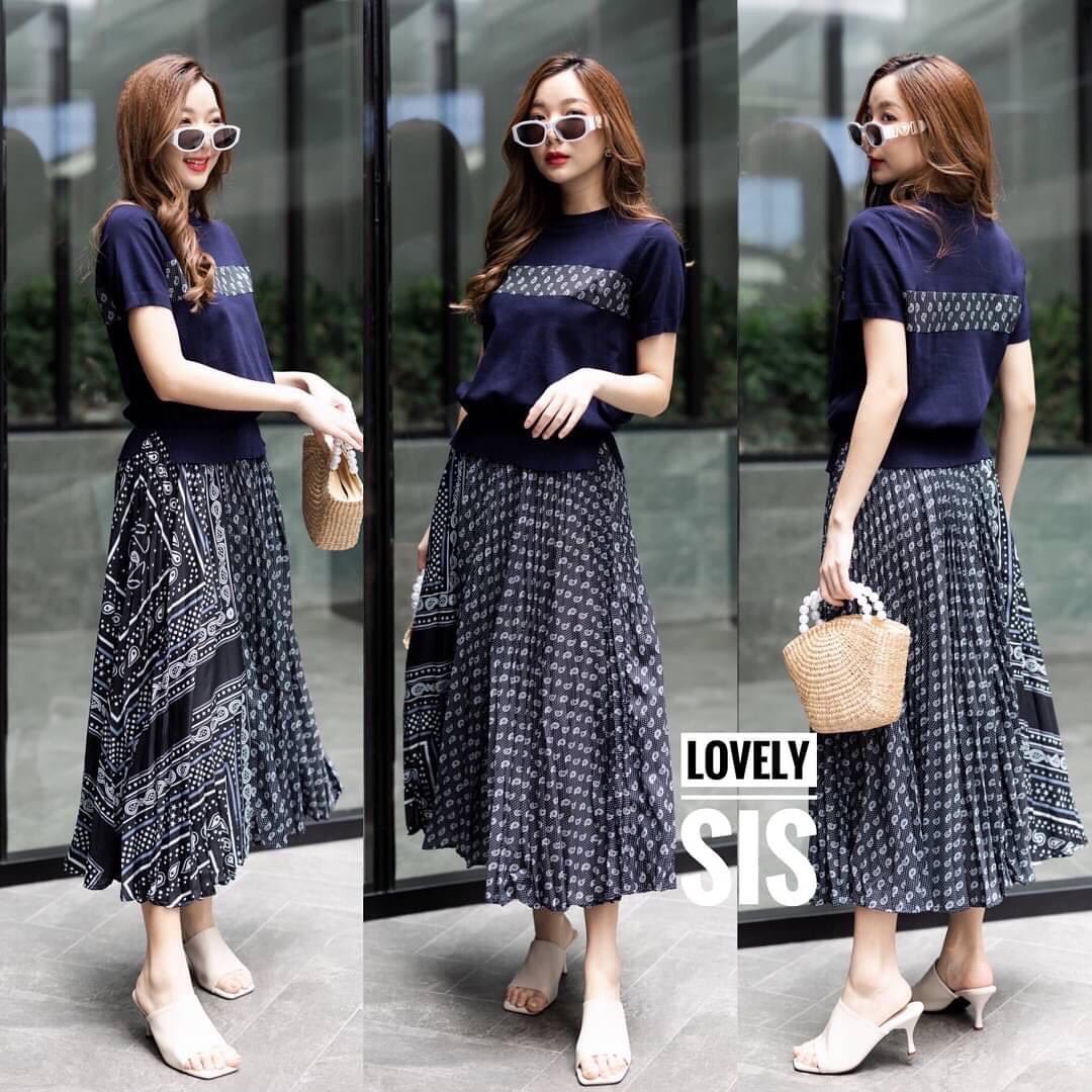 เดรสยาวผ้า knit แขนสั้นตัดต่อ ช่วงกระโปรงด้วยผ้า silk พิมพ์ ลายอัดพลีท งานใส่ออกมาทรงสวย สินค้าคุณภาพ (พร้อมส่ง)