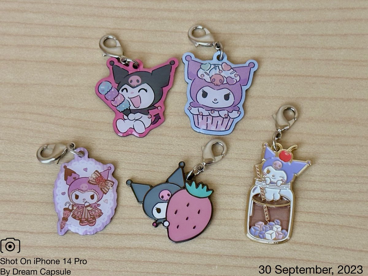 กาชาปองคุโรมิ Sanrio Characters Kuromi Sweets Charm