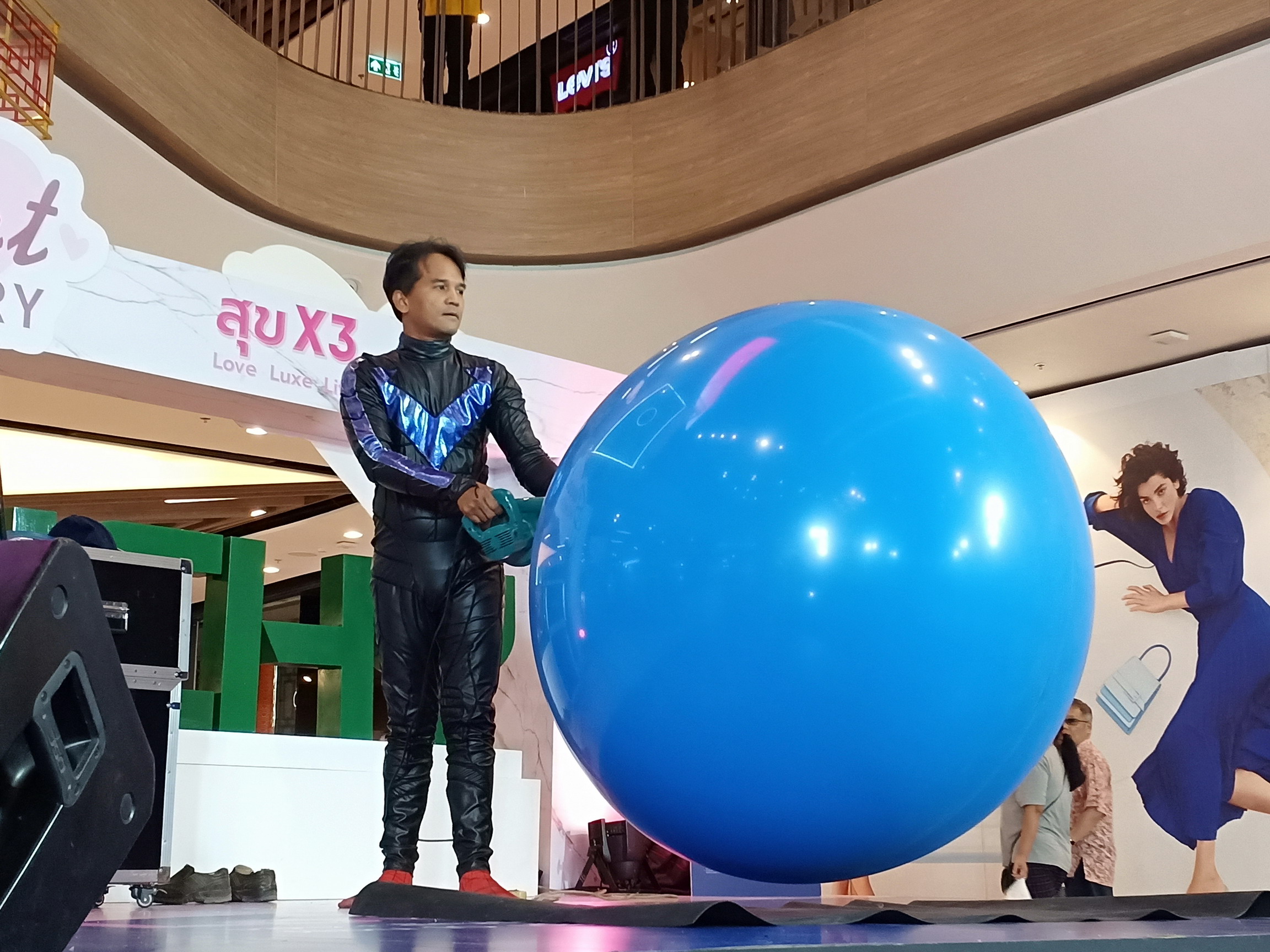 Balloon Man บอลลูนแมน มายากล การแสดง โชว์ "งาน Sweet Memory" 11/02/2562