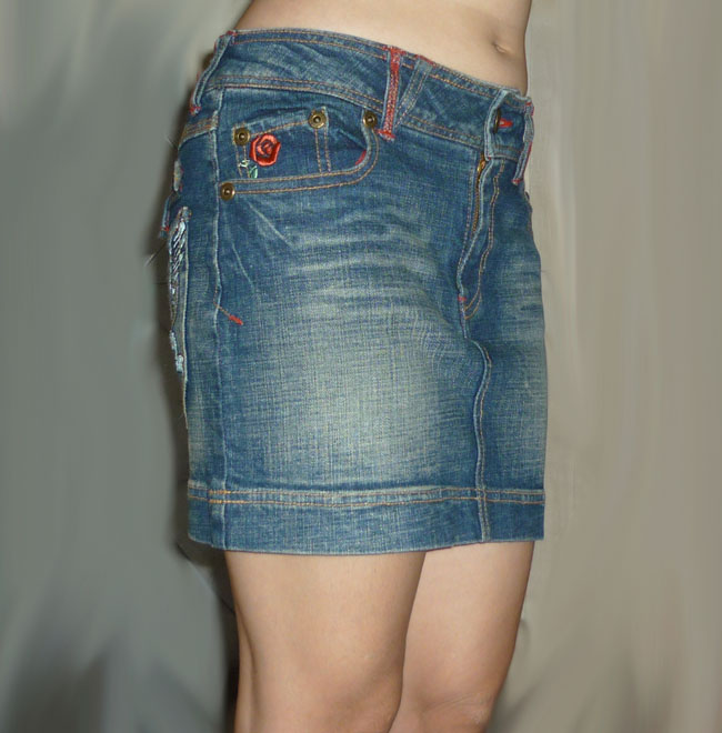 #1กระโปรงยีนส์แต่งปัก สวยมากกก 29-33-13