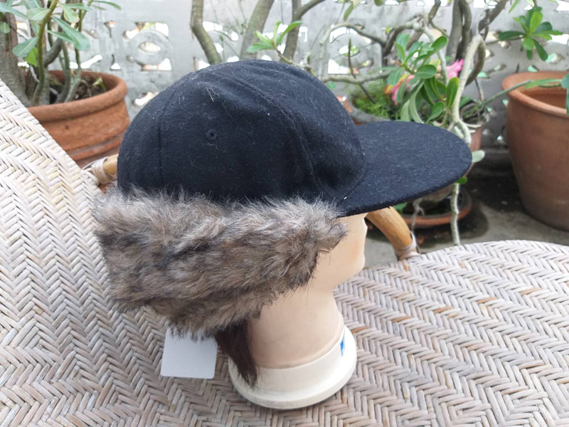 หมวกแก๊ปปิดหู กันหนาว MURUA ราคาป้าย 1470บ.
