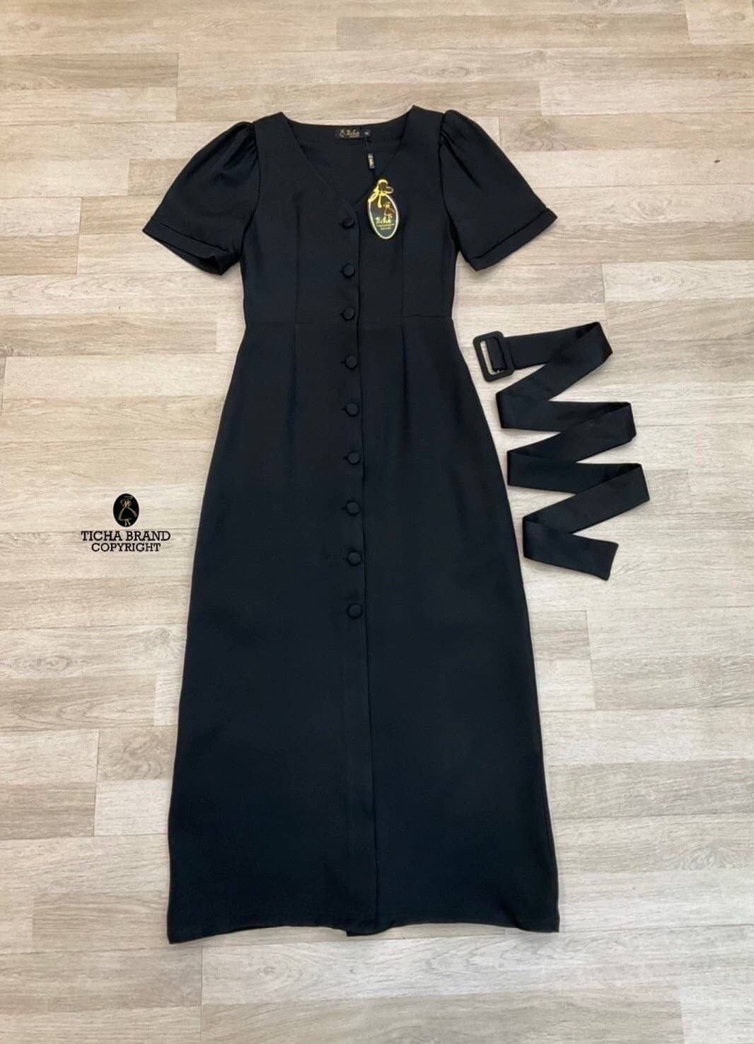 Dress ตัวยาวแขนพอง ดีเทลแต่งกระดุมด้านหน้า สไตล์มินิมอล เรียบๆแต่ดูแพง สินค้าคุณภาพ (พร้อมส่ง)