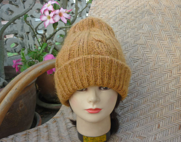 หมวกไหมพรมหนานุ่ม อุ่นมาก สีสวยยย