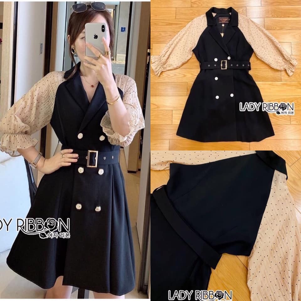 เดรสโพลีเอสเตอร์สีดำ ปกเสื้อทรงสูท ไขว้ทับกันแล้ว แต่งด้วยกระดุมแฟชั่นด้านหน้า สินค้าคุณภาพ (พร้อมส่ง)