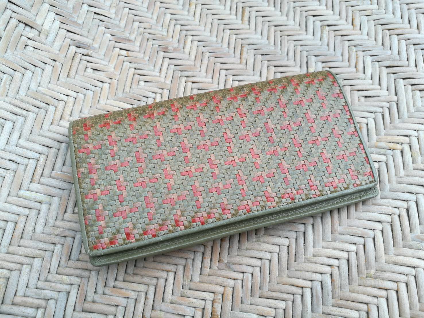 กระเป๋าสตางค์หนังสาน สวยมากกก