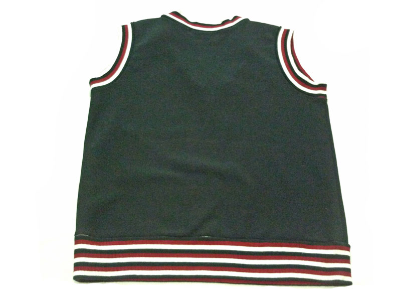 เสื้อกั๊กผ้ายืดเนื้อดีมาก ไซด์ S (ของใหม่)