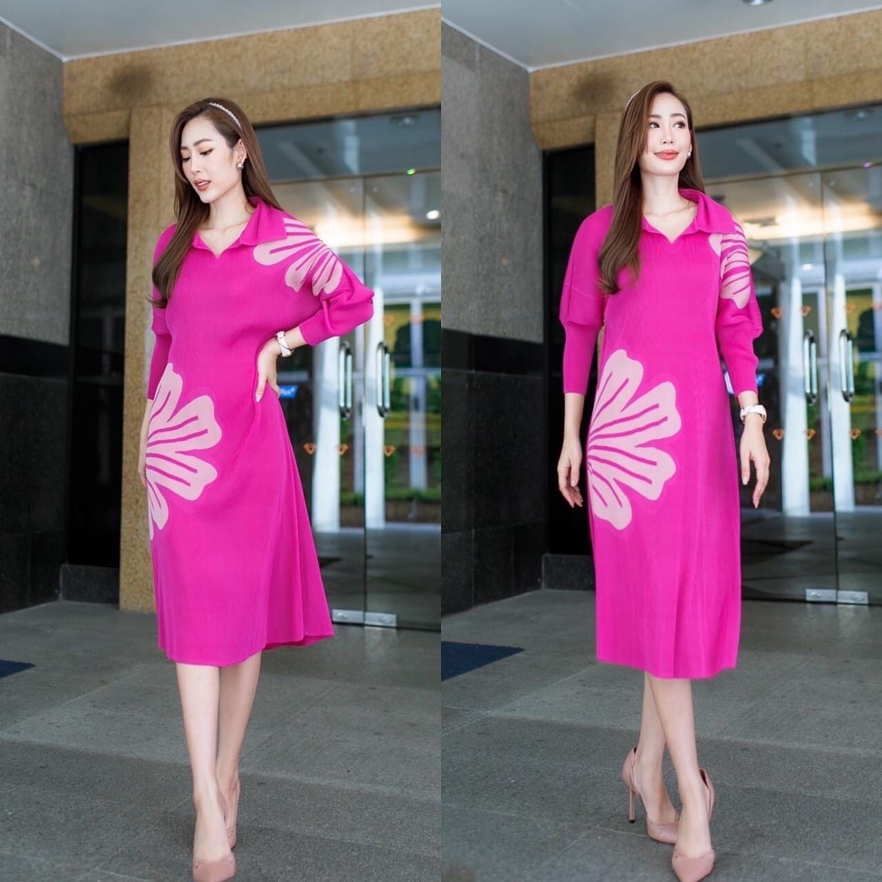 เดรสอัดพลีท งานสวยไฮโซ ทรงคอปก ไหล่บอลลูนพองๆ 🎈 แพทเทิร์นจั๊มปลายแขน เพิ่มดีเทลลายดอกไม้ ทั้งช่วงไหล่ และลำตัว เรียบหรู สินค้าคุณภาพ (พร้อมส่ง)