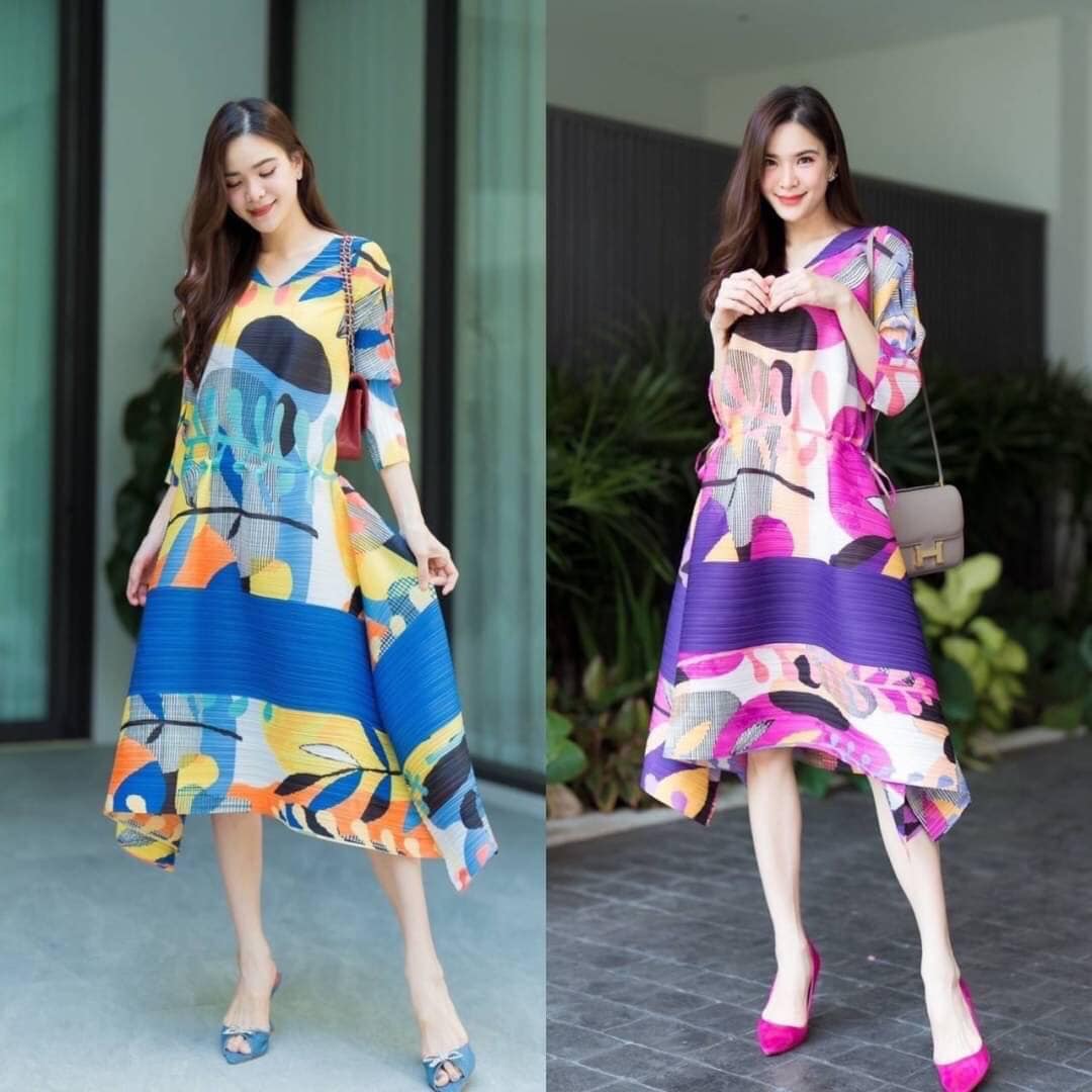 เดรสแขน 4 ส่วน🎗ทรงคอวี จับรูดช่วงเอว เกร๋กรุบ ชายกระโปรงเฉลียงปลาย สวยพริ้ว รุ่นนี้ งานเกรด AA Premium 👍🏼 สินค้าคุณภาพ (พร้อมส่ง)