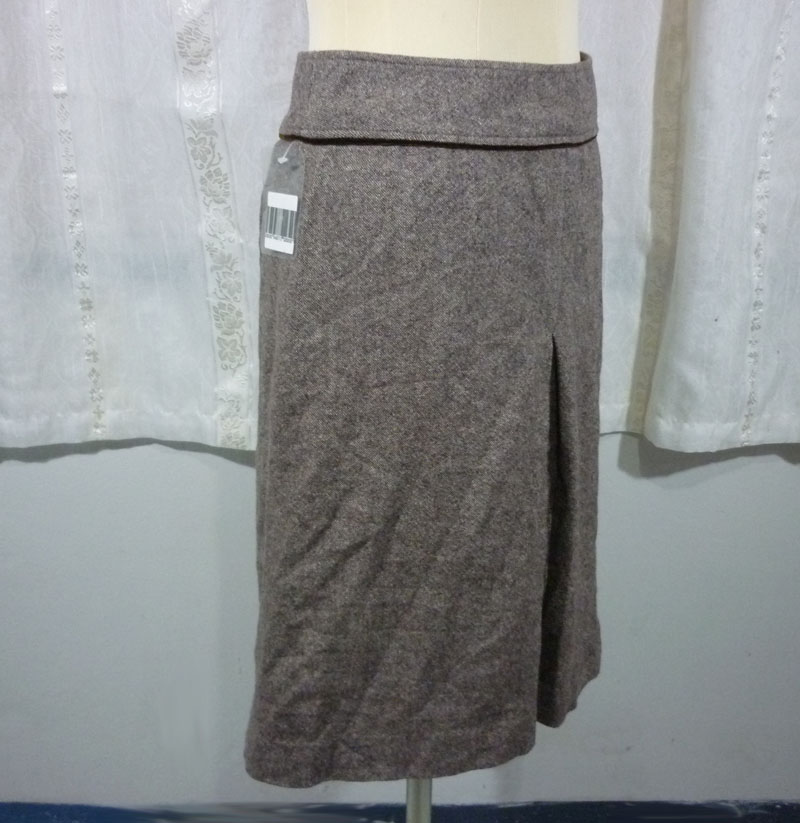 กระโปรงผ้าทอขนสัตว์ สวยหรูดีดีมาก 30-40-22 /ของใหม่/