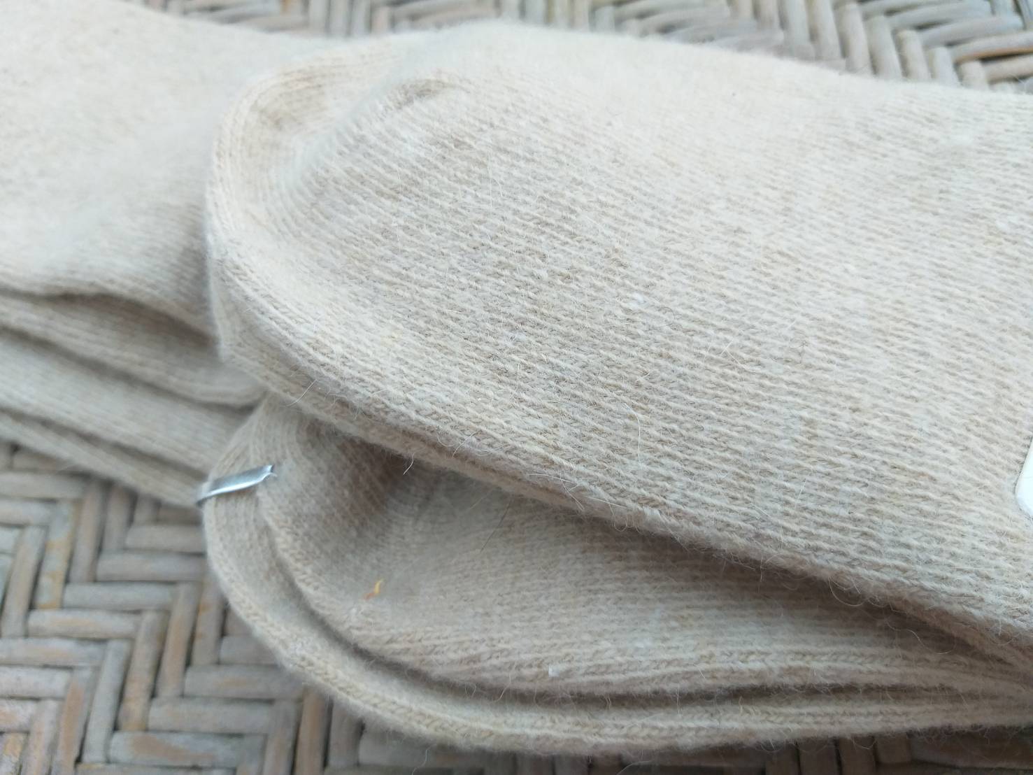 ถุงเท้ายาวไหมพรมขนกระต่าย อุ่นมากๆ