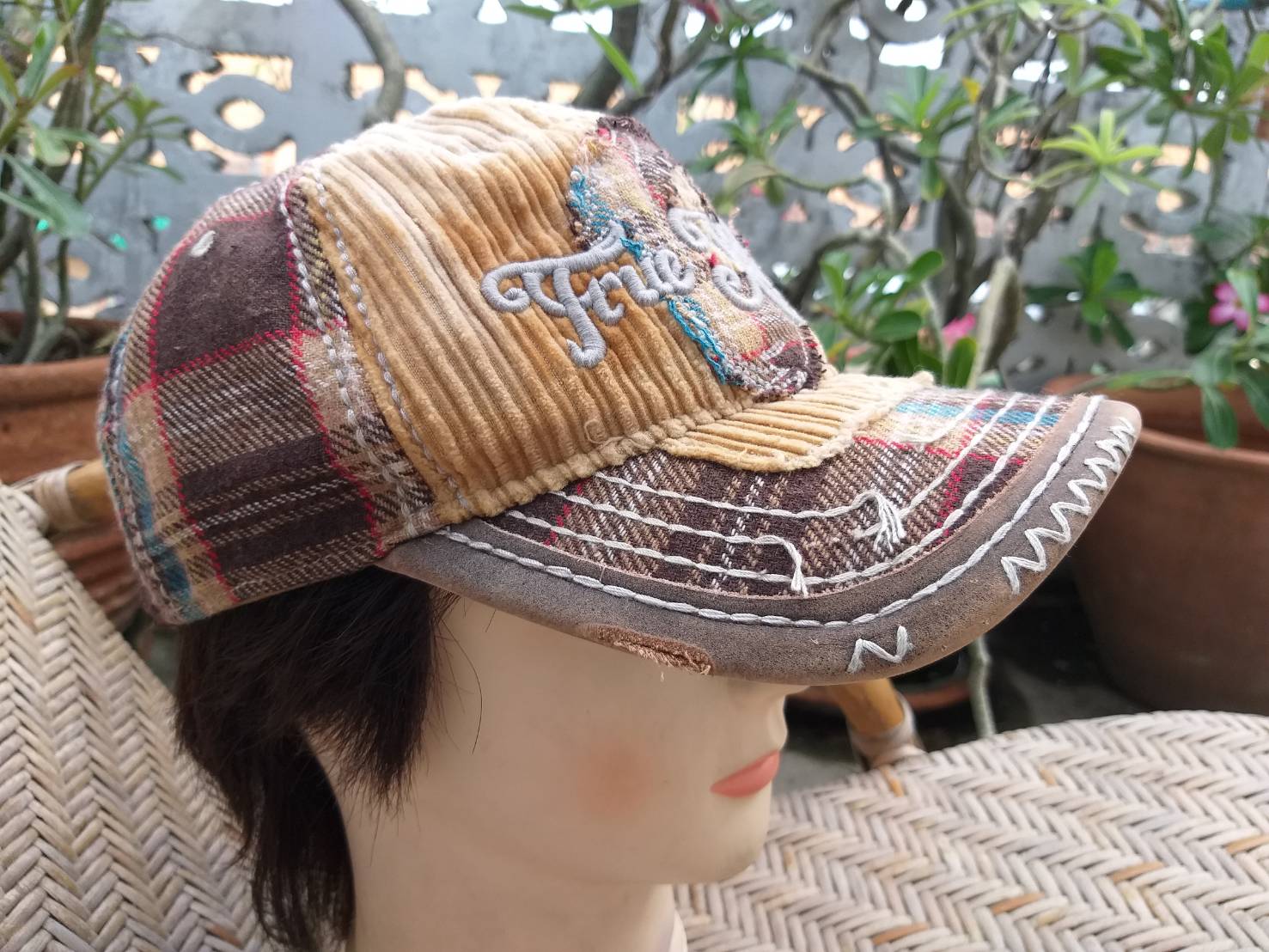 หมวกแก๊ป TRUE RELIGION (ของใหม่)