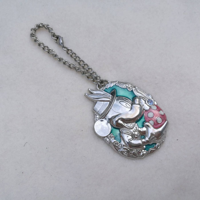 ที่ห้อยกระเป๋า MickeyMouse เป็นโลหะสวยมาก (ของใหม่)