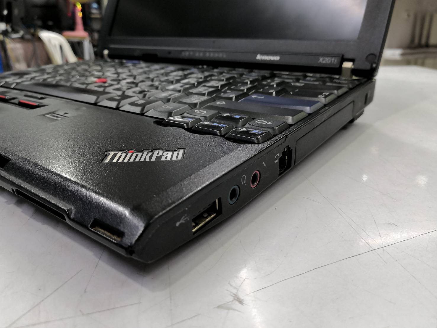 Notebook LENOVO X201i Core I3 ทำงานดี ฟังเพลงเพราะ
