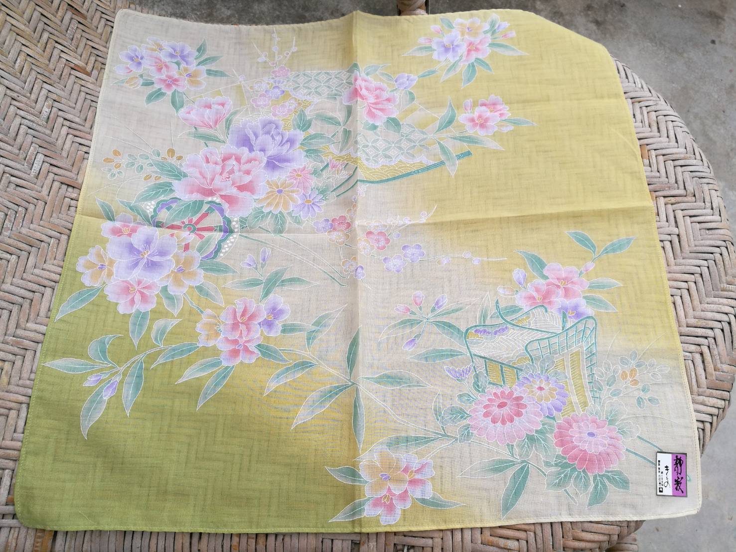 ผ้าเช็ดหน้าสวยแนววินเทจสไตล์ญี่ปุ่น