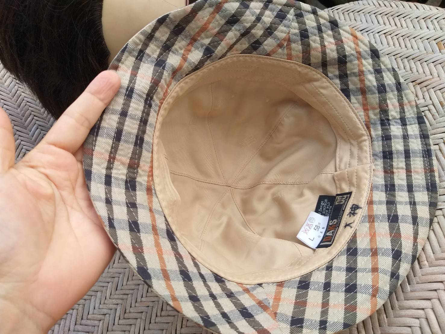 หมวกบักเก็ต หมวกปีกกว้าง DAKS น่ารักมาก