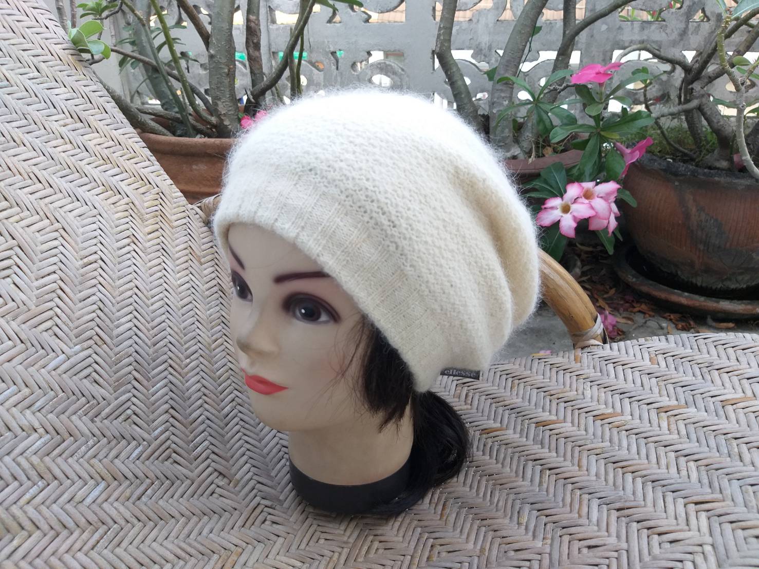 หมวกไหมพรมขนกระต่าย ellesse อุ่นมาก หมวกสวย