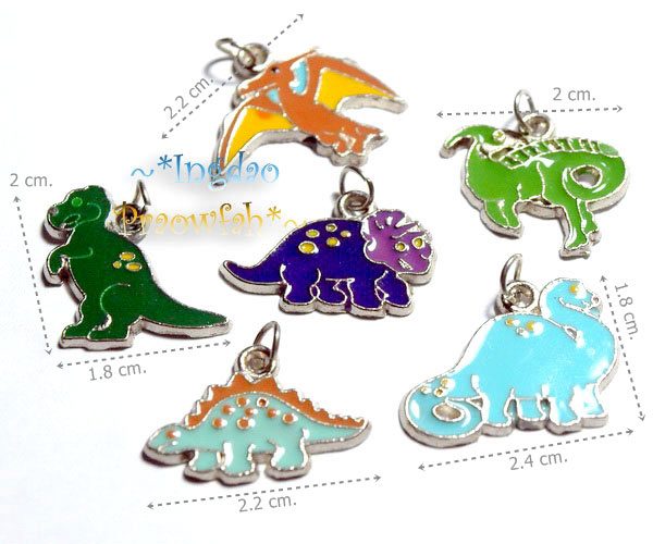 IN48-9783 Dinosaur Enamel Charms จี้โลหะลงยาชุดไดโนเสาร์ (ราคาต่อแพ๊ค / บรรจุ 6 ชิ้น ลายละ 1 ชิ้น)