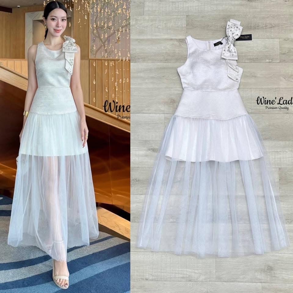 เดรสแขนกุดตัดต่อด้วยชีฟอง ไหล่แต่งโบว์ใหญ่โก้เก๋ เพิ่มความหรูหรา ทรงสวย เรียบหรู ใส่สบาย : สินค้าคุณภาพ (พร้อมส่ง)