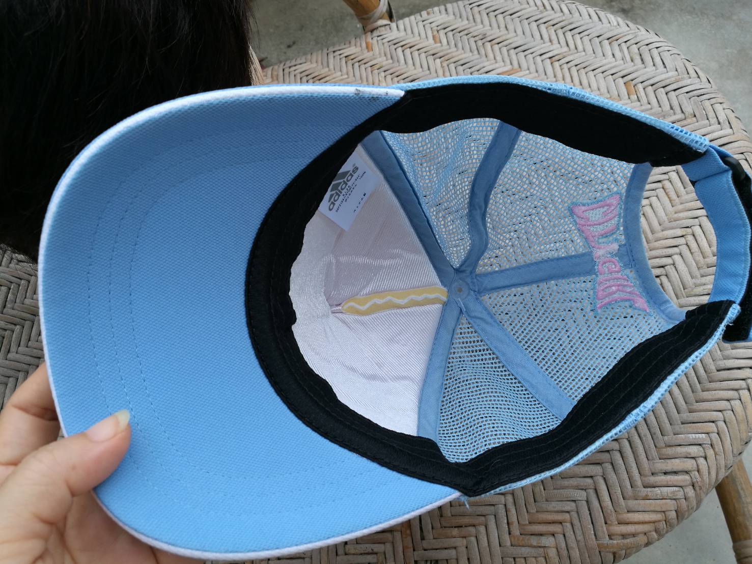 หมวกแก๊ปผู้หญิง adidas (ของใหม่)