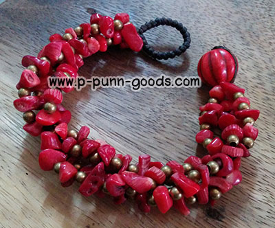 ข้อมือเชือกเทียนถักหินปะการังแดง