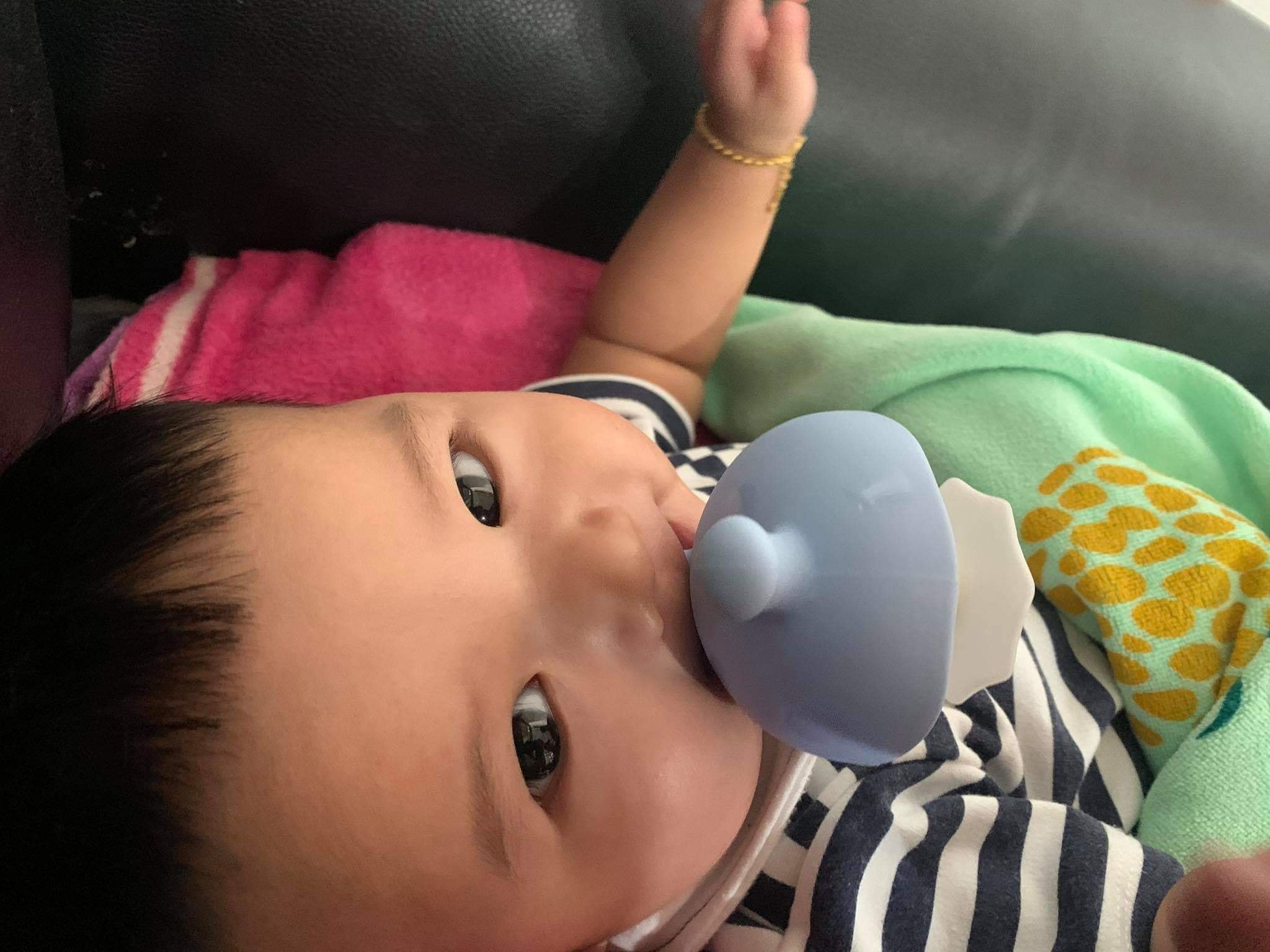 (15050) ยางกัดเห็ด Mombella Mushroom Soothing Teether-Pink ยางกัดสุดฮิตในอังกฤษ(สีชมพู)